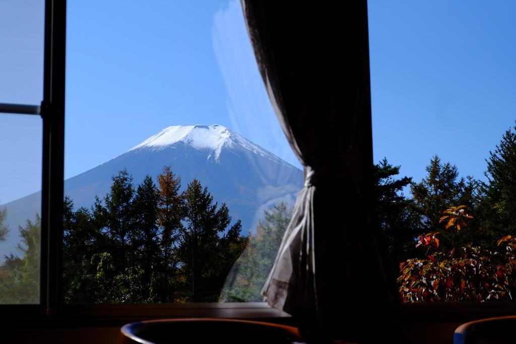 旅館 ふじとみた 忍野村 部屋 写真