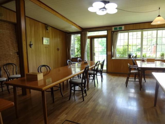 旅館 ふじとみた 忍野村 エクステリア 写真